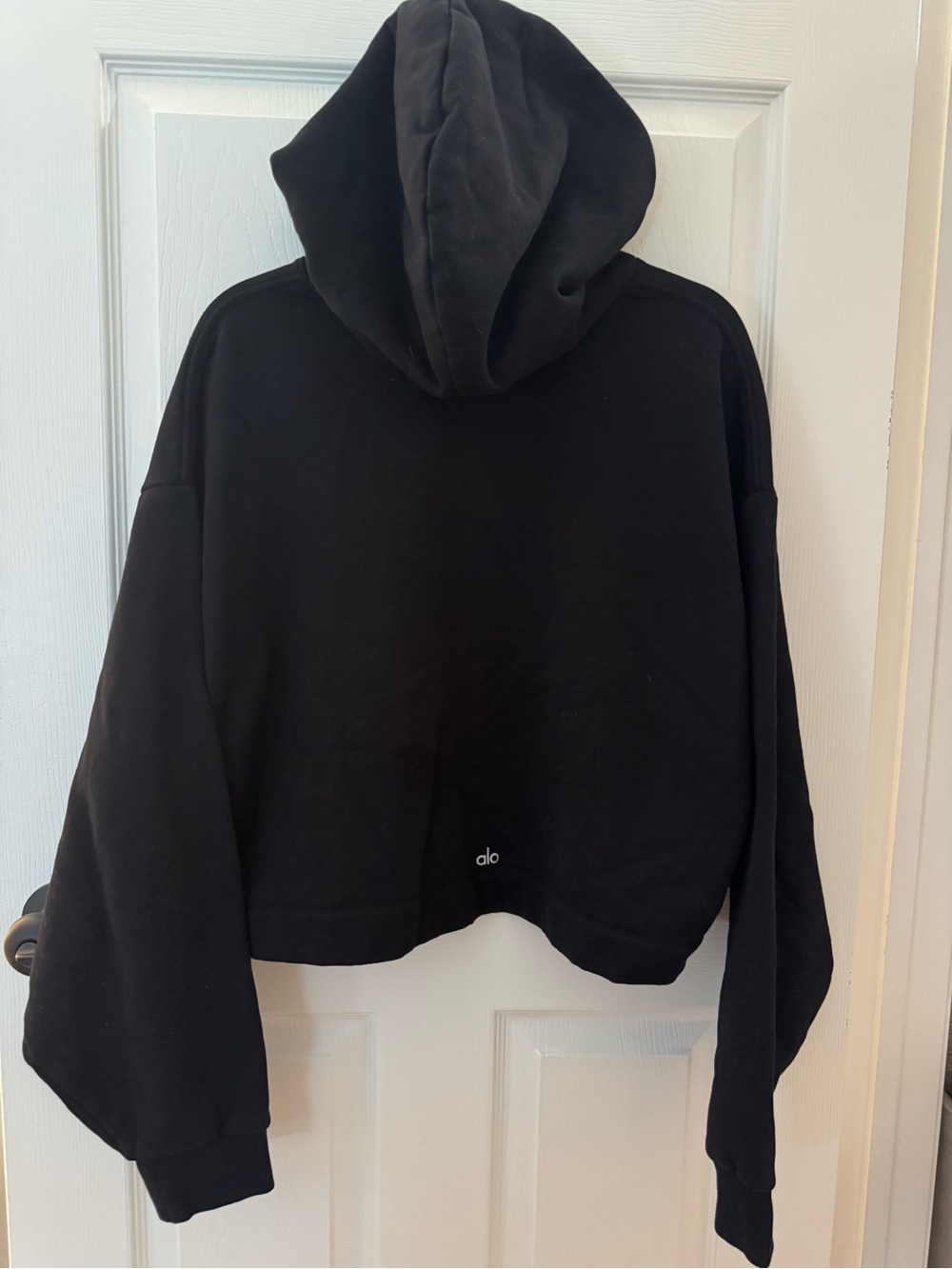 ALO Yoga Black Cropped Hoodie Sweater - Picture 2 of 3